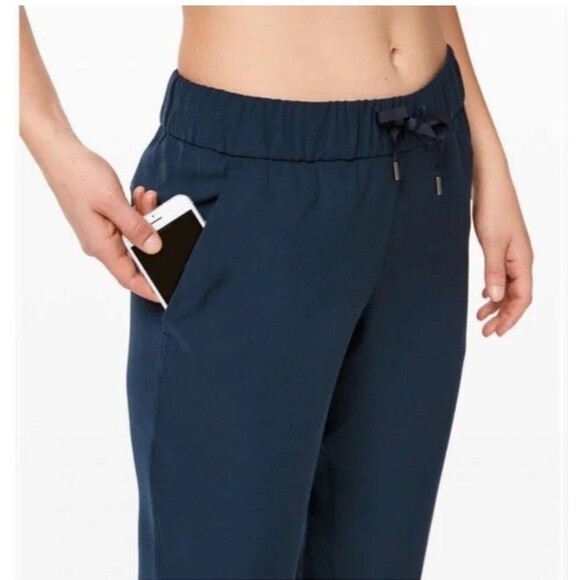 Lululemon Women’s On the Fly Jogger Sz 10 Loungewear Athleisure - Picture 2 of 7